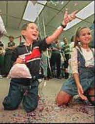 Elian enjoys piñata